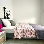 Center Warsaw - Apartmenty Jana Pawla II Apartment