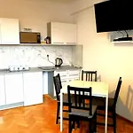 Center - Apartmenty Jana Pawla Ii Apartman *