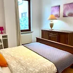 Apartman Center - Apartmenty Jana Pawla Ii Varsó