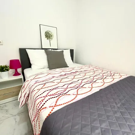 Center - Apartmenty Jana Pawla Ii Апартаменты Варшава