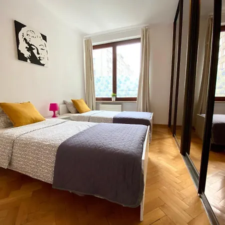 Center Warsaw - Apartmenty Jana Pawla II Apartment