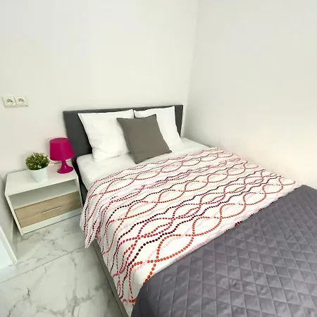Center Warsaw - Apartmenty Jana Pawla II *
