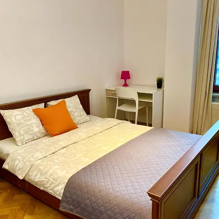 Center Warsaw - Apartmenty Jana Pawla II Apartment