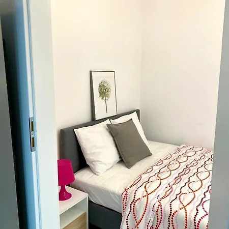 Apartment Center Warsaw - Apartmenty Jana Pawla II Warsaw