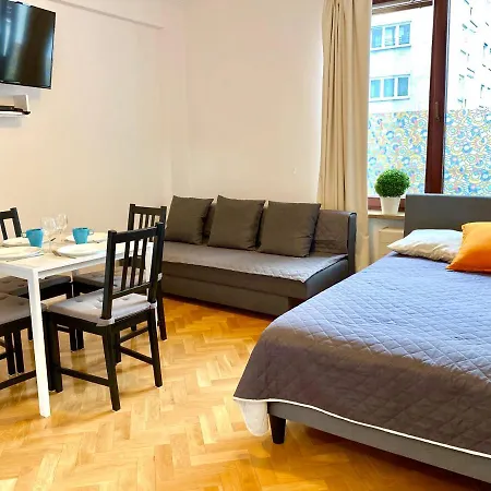 아파트 Center - Apartmenty Jana Pawla Ii 바르샤바