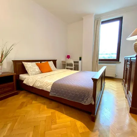 Center Warsaw - Apartmenty Jana Pawla II Apartment