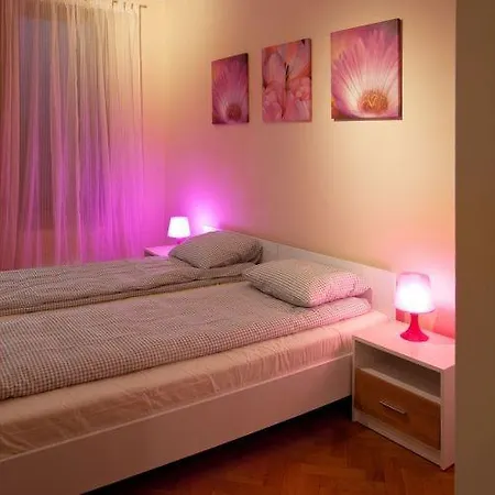 Center Warsaw - Apartmenty Jana Pawla II Apartment Warsaw