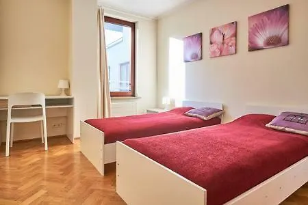 Center - Apartmenty Jana Pawla Ii Варшава