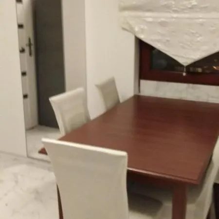 Center - Apartmenty Jana Pawla Ii Varšava