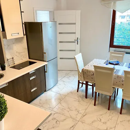 Apartmán Center - Apartmenty Jana Pawla Ii Varšava