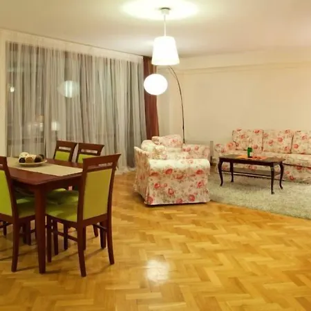 Center - Apartmenty Jana Pawla Ii Apartmán Varšava